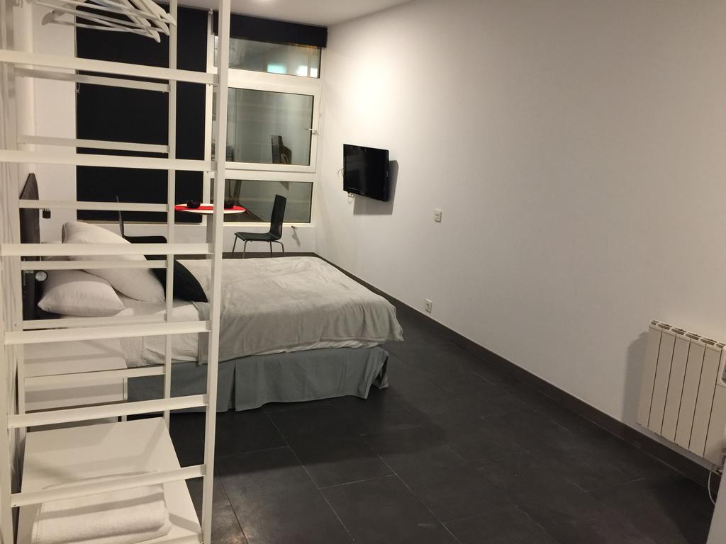Room And Kitchen Bilbao Exterior foto