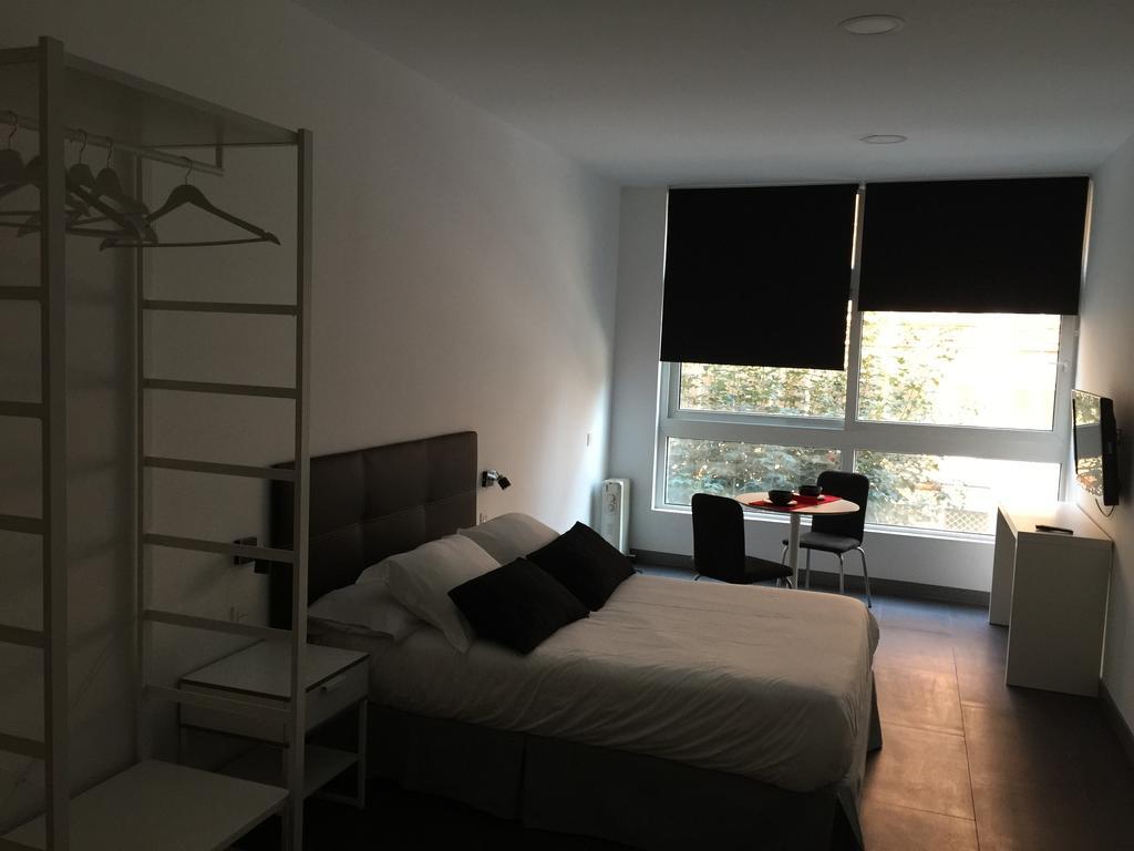 Room And Kitchen Bilbao Exterior foto