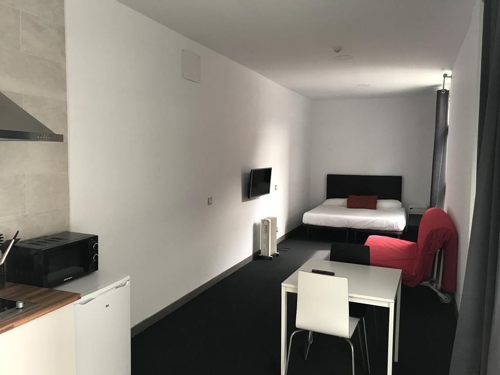 Room And Kitchen Bilbao Exterior foto