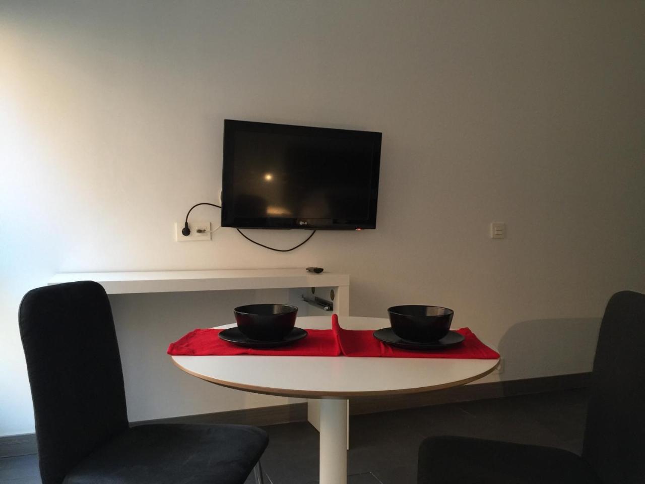 Room And Kitchen Bilbao Exterior foto